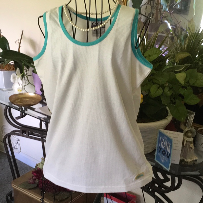 Curves Top